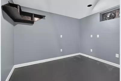 506 Kreitzer Avenue, Bloomington, IL 61701 - Photo 30