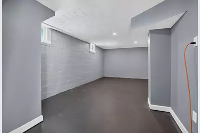 506 Kreitzer Avenue, Bloomington, IL 61701 - Photo 28