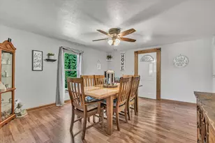 601 W Court St, Cambridge, IL 61238 - Photo 14