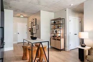 234 W Polk St, Chicago, IL 60607 - Photo 6