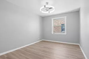 6654 N Seeley Ave, Chicago, IL 60645 - Photo 14