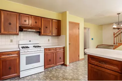 5803 Clarendon Drive, Rockford, IL 61114 - Photo 18