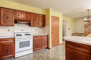 5803 Clarendon Dr, Rockford, IL 61114 - Photo 18