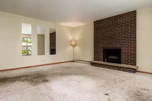 5803 Clarendon Dr, Rockford, IL 61114 - Photo 10