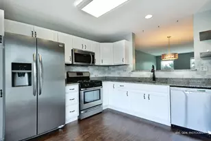 1225 Driftwood Ln, Pingree Grove, IL 60140 - Photo 8