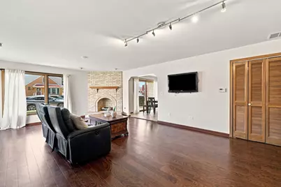 2530 N 74th Avenue #1, Elmwood Park, IL 60707 - Photo 2