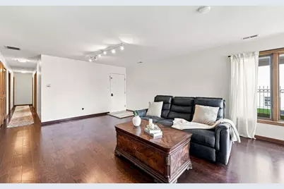 2530 N 74th Avenue #1, Elmwood Park, IL 60707 - Photo 4
