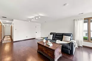2530 N 74th Ave, Elmwood Park, IL 60707 - Photo 4