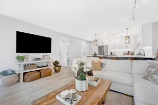 3600 N Lake Shore Dr, Chicago, IL 60613 - Photo 8