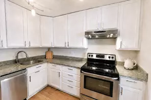 [Address not provided], Chicago, IL 60614 - Photo 12