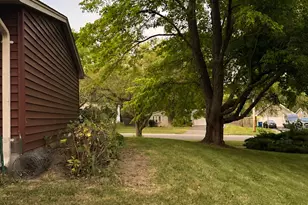 36696 N Grandwood Dr, Gurnee, IL 60031 - Photo 32