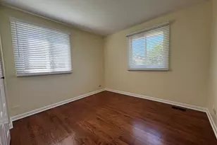 1656 Castbourne Ct, Wheaton, IL 60189 - Photo 12