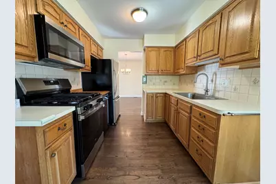 1656 Castbourne Court, Wheaton, IL 60189 - Photo 6