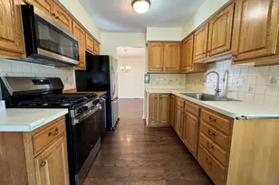 1656 Castbourne Ct, Wheaton, IL 60189 - Photo 6