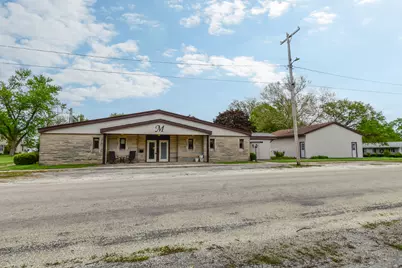 103 S 4th Street, Chatsworth, IL 60921 - Photo 1