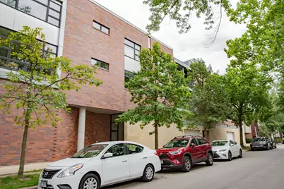 3741 N Wolcott Avenue #12, Chicago, IL 60613 - Photo 1