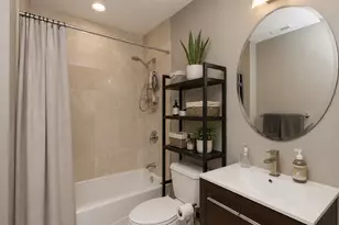 3741 N Wolcott Ave, Chicago, IL 60613 - Photo 16