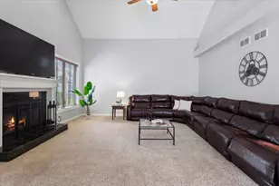 25821 Pastoral Dr, Plainfield, IL 60585 - Photo 16