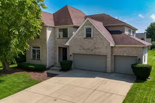 25821 Pastoral Dr, Plainfield, IL 60585 - Photo 2