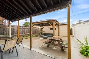 7709 W Addison St, Chicago, IL 60634 - Photo 24