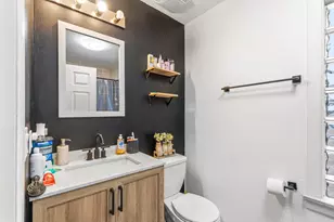 7709 W Addison St, Chicago, IL 60634 - Photo 16