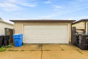 7709 W Addison St, Chicago, IL 60634 - Photo 26