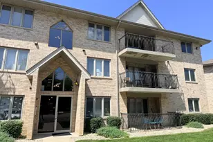 5150 Shadow Creek Dr, Oak Forest, IL 60452 - Photo 1