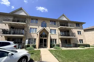 5150 Shadow Creek Dr, Oak Forest, IL 60452 - Photo 2
