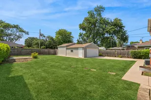 8222 Springfield Ave, Skokie, IL 60076 - Photo 20