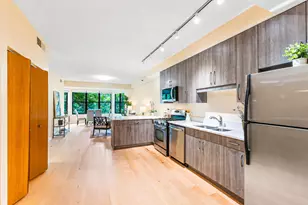 1250 S Indiana Ave, Chicago, IL 60605 - Photo 2