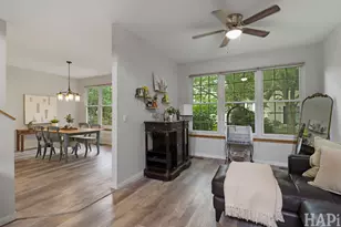 567 Shakespeare Dr, Grayslake, IL 60030 - Photo 6