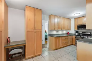 365 N Alleghany Rd, Grayslake, IL 60030 - Photo 8