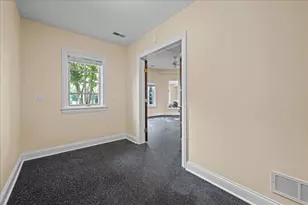 36W555 Stoneleat Rd, Saint Charles, IL 60175 - Photo 60