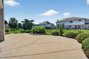2377 Rock Canyon, New Lenox, IL 60451 - Photo 32