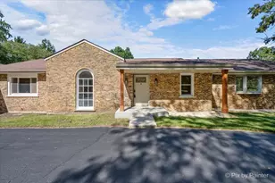 31W544 Penny Rd, Barrington Hills, IL 60010 - Photo 8