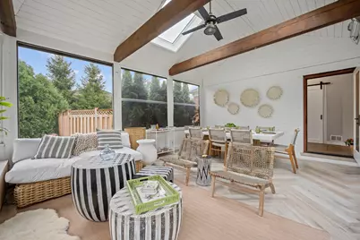 130 W Blackthorn Lane, Lake Forest, IL 60045 - Photo 20