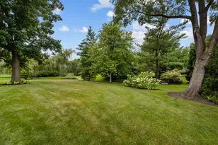 130 W Blackthorn Ln, Lake Forest, IL 60045 - Photo 38
