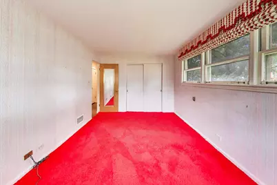 8425 Lawndale Avenue, Skokie, IL 60076 - Photo 22