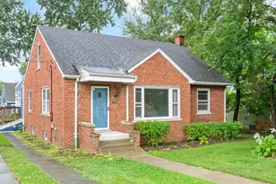 4503 Fairview Ave, Downers Grove, IL 60515 - Photo 2
