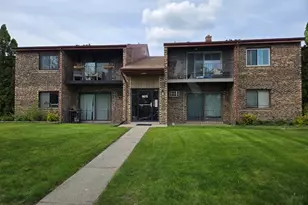 9870 Cordoba Ct, Orland Park, IL 60462 - Photo 1