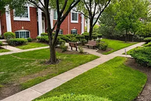 128 Morgan's Gate Dr, Wood Dale, IL 60191 - Photo 12