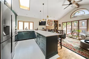 616 W 37th St, Chicago, IL 60609 - Photo 12