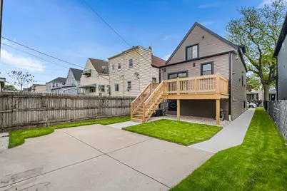 2204 N Kildare Avenue, Chicago, IL 60639 - Photo 36