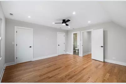 2204 N Kildare Avenue, Chicago, IL 60639 - Photo 22