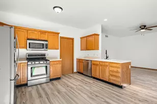 510 Zierke Ct, Winnebago, IL 61088 - Photo 16