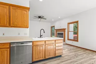 510 Zierke Ct, Winnebago, IL 61088 - Photo 18