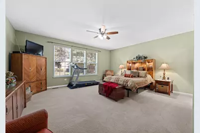 1707 Pondview Drive, Hoffman Estates, IL 60192 - Photo 22