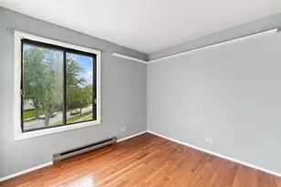 700 N Briar Hill Ln, Addison, IL 60101 - Photo 12