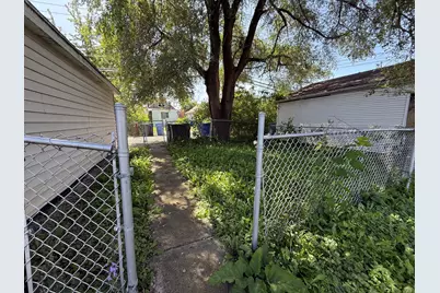 1213 W 96th Street, Chicago, IL 60643 - Photo 2