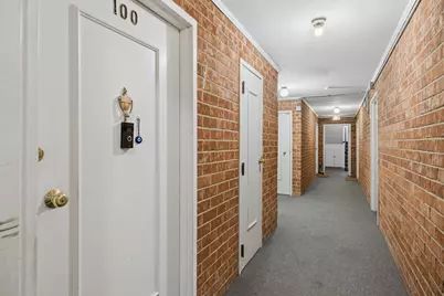 727 S Maple Avenue #100, Oak Park, IL 60304 - Photo 12